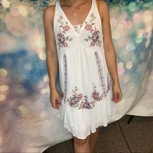 White flower dress size M